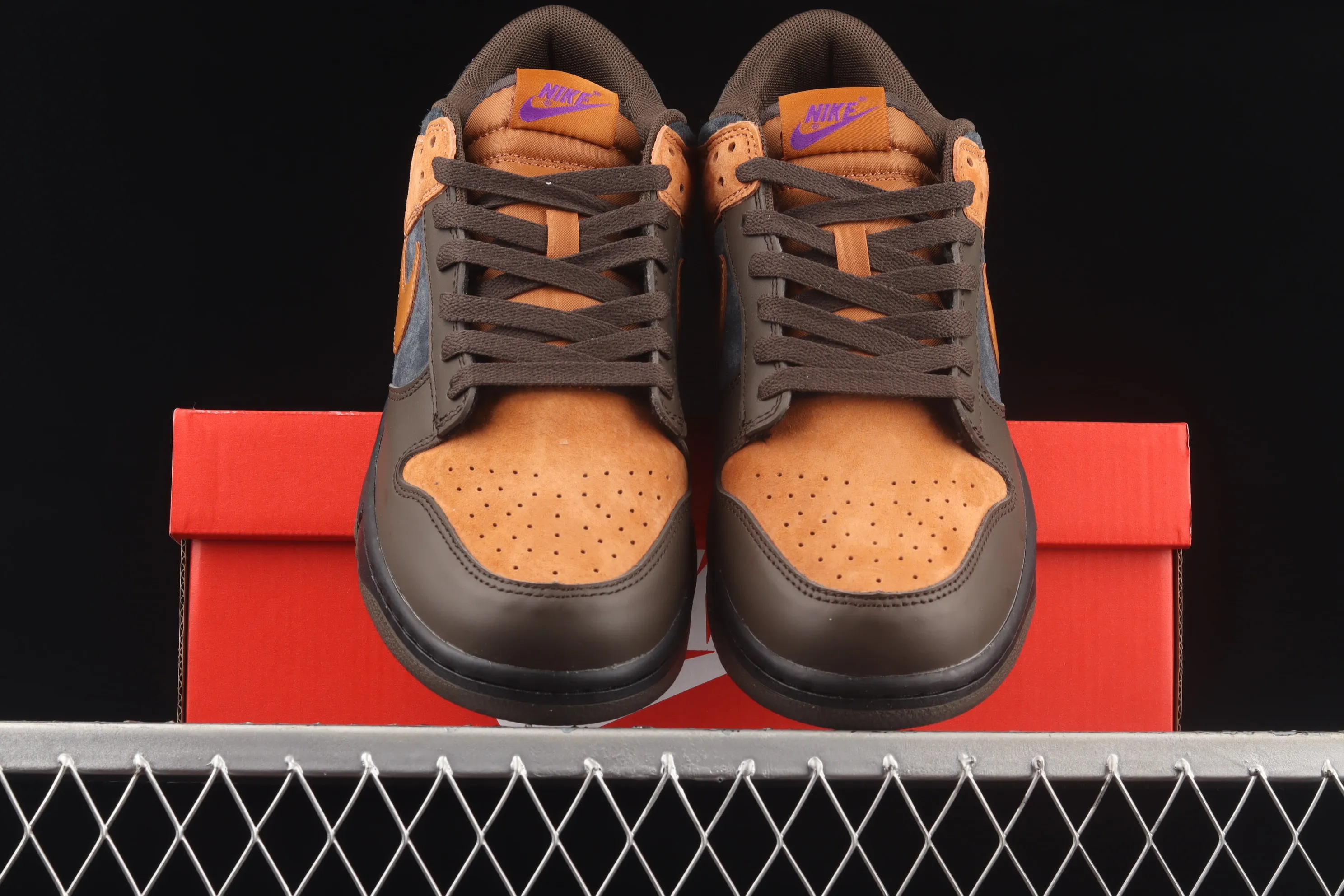 All Categories Nk SB Dunk Series Nk SB Dunk Low Low-top Sneakers Pure Original Version Nk SB Dunk Low Prm SB "Cider" Cider Color SB Smashed Backboard Fashion Casual Sneakers DH0601-001